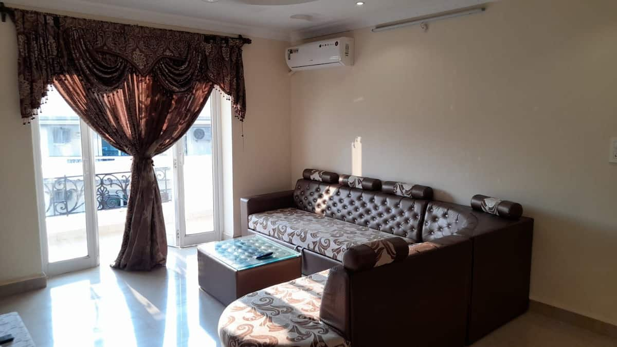 Ac 2BHK Fully furnished Aptt near Beach in Goa